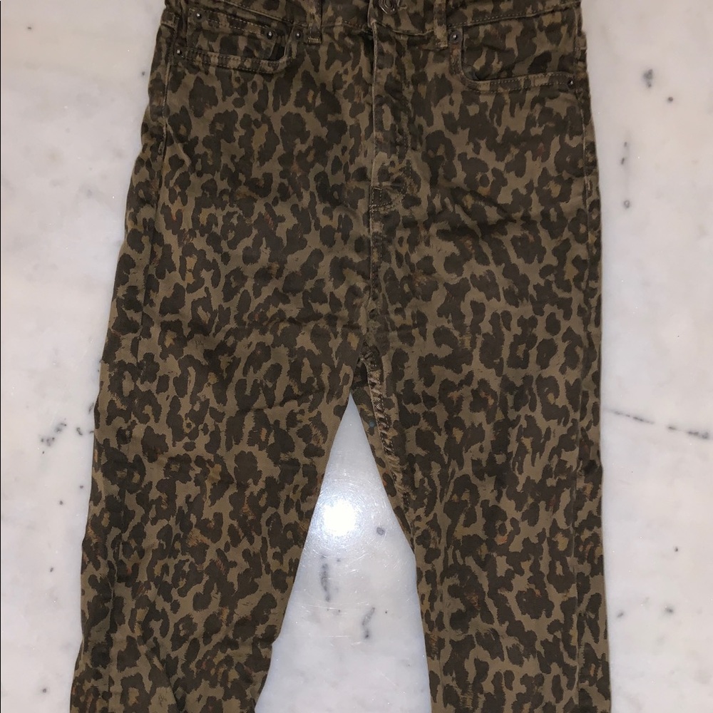 Leopard pants - Picture 1 of 3